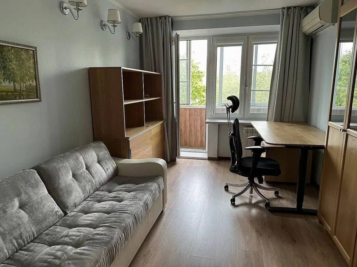 Комната До 4